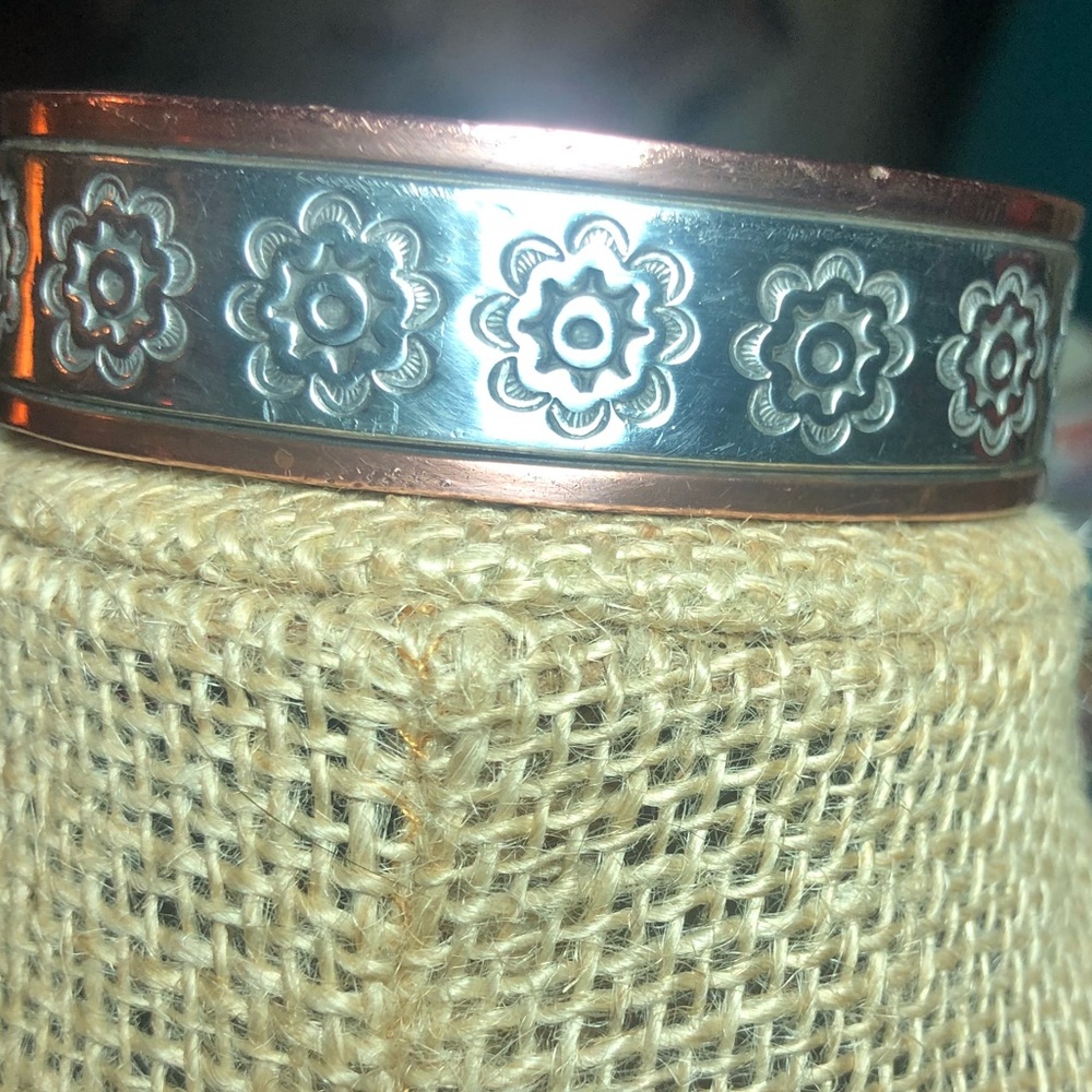 Two-Tone Floral Engraved Women's Bracelet - Silver & Copper